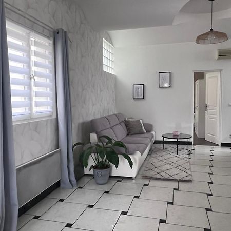 Stea Guesthouse Proche Paris 빌뇌브 르 루아 외부 사진