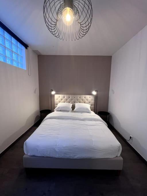 Stea Guesthouse Proche Paris 빌뇌브 르 루아 외부 사진